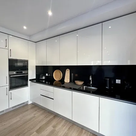 Praia Da Rocha Twins 2 With Pool By Homing Apartment *