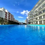 Da Rocha Twins 2 With Pool By Homing アパート