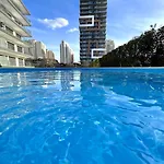 Da Rocha Twins 2 With Pool By Homing דירה *