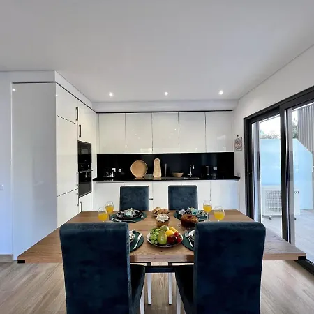 Apartamento Praia Da Rocha Twins 2 With Pool By Homing Portimão