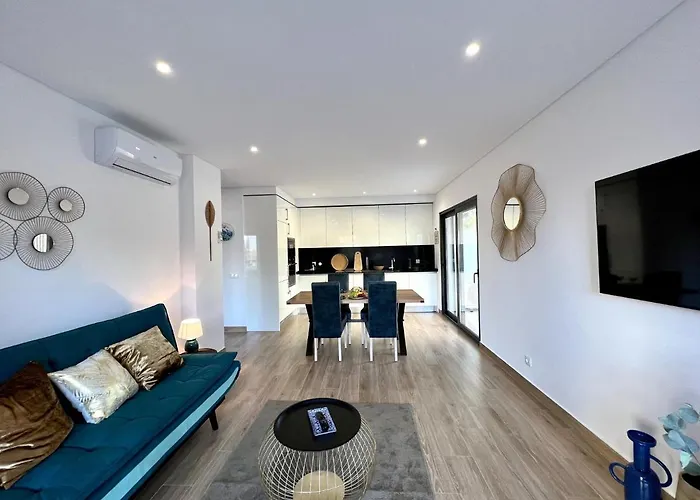 Da Rocha Twins 2 With Pool By Homing Portimão